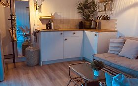 Tiny House t Kleine Paradijs